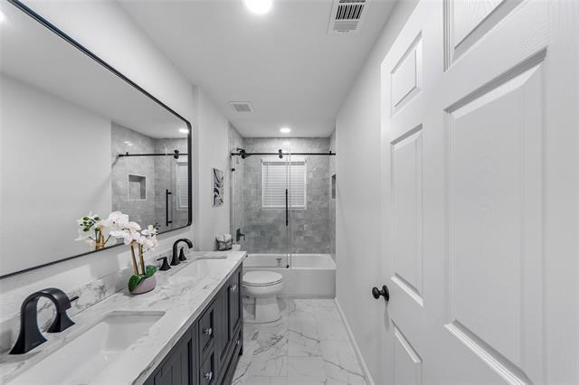 Building Photo - 7107 E Mockingbird Ln