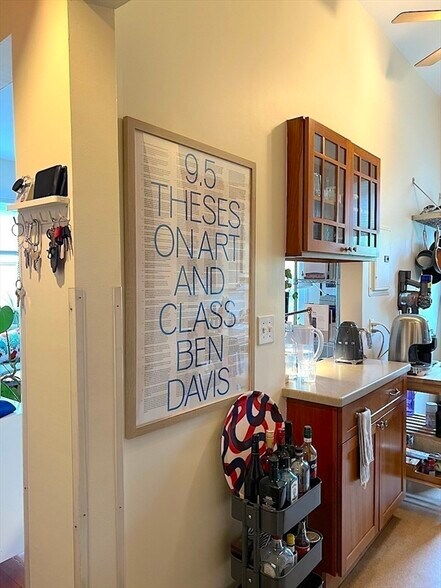 Building Photo - 371 Harvard St