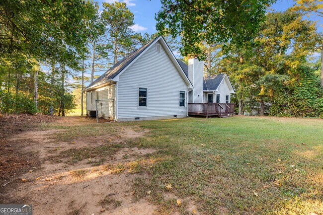 Building Photo - 140 Fairfield Rd