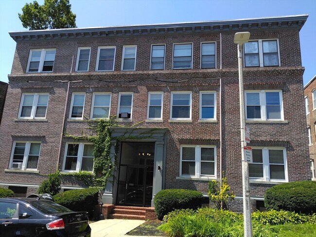 Primary Photo - 26 Park Vale Ave