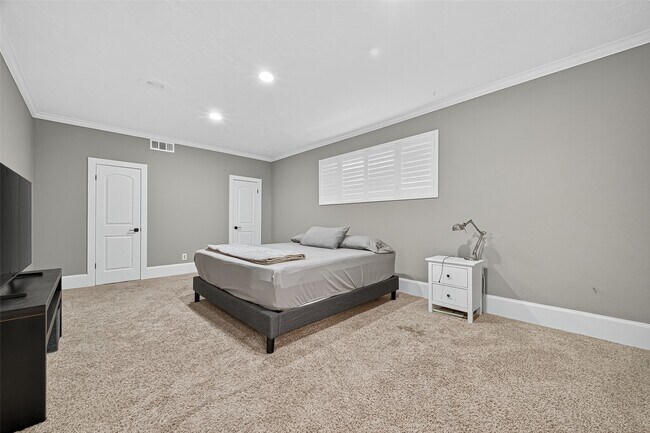 Building Photo - 5815 Green Terrace Ln