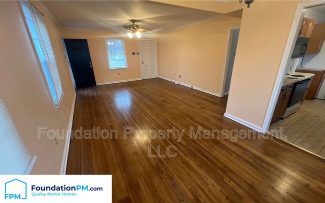 Building Photo - 4634 Amboy Rd