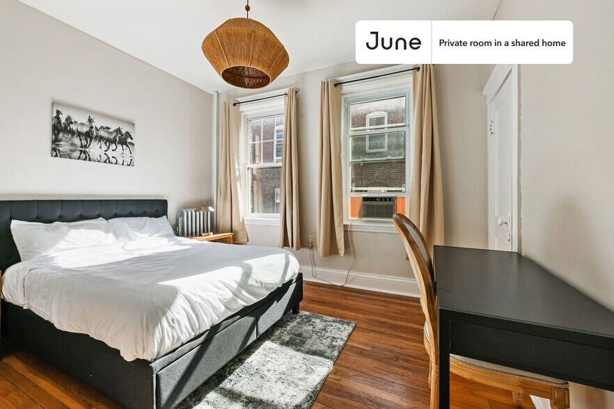 Primary Photo - Room in Shared 3 bed/1 bath home