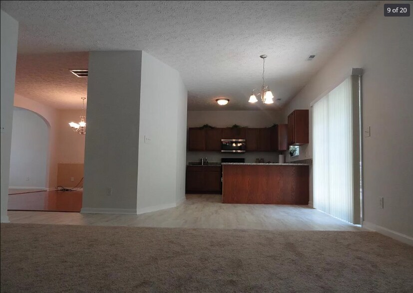Building Photo - 1806 Raj Dr