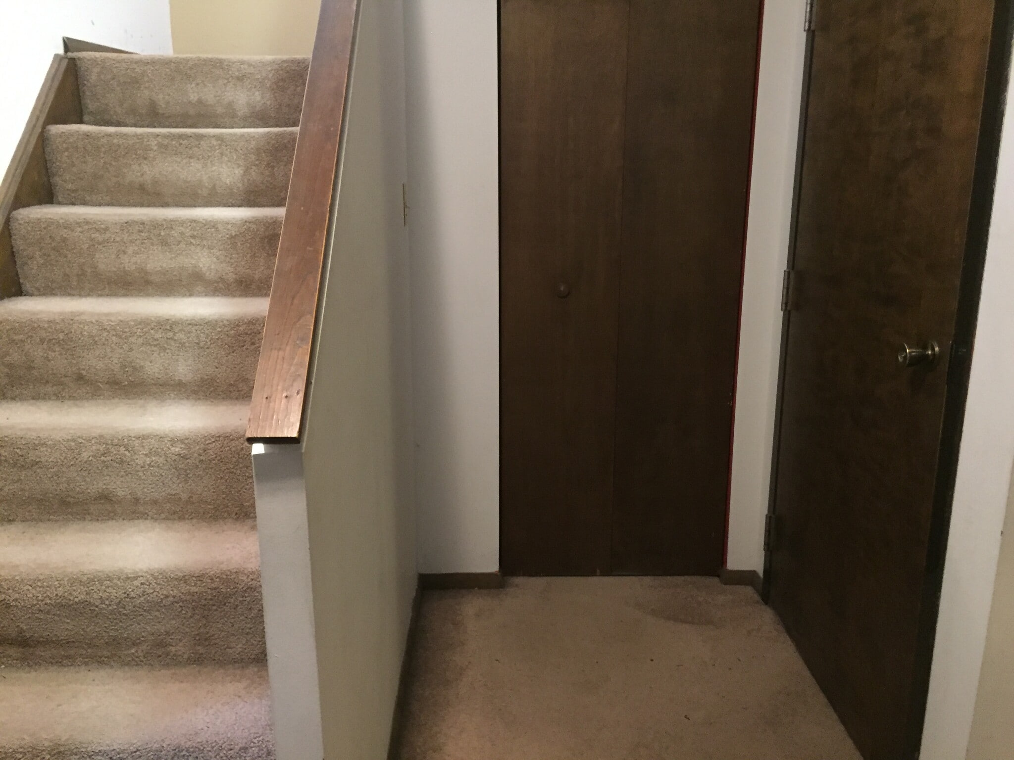 in-unit stair - 6344 Aurelia St