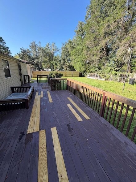 Building Photo - 8021 Pin Oak Rd