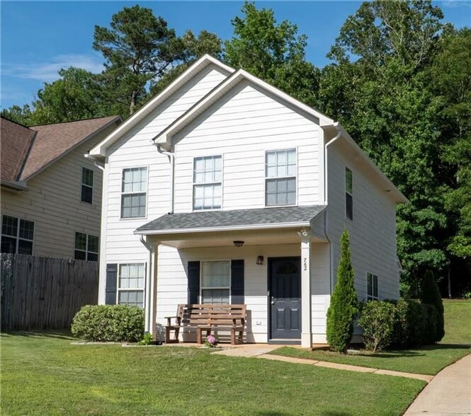 Primary Photo - Cute 2 Story Home in Lundy Chase
