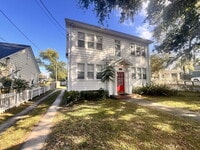 Building Photo - 617 N Hyer Ave