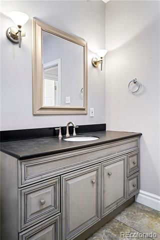 Building Photo - 840 Emerson St