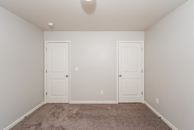 Building Photo - 432 Reed Way