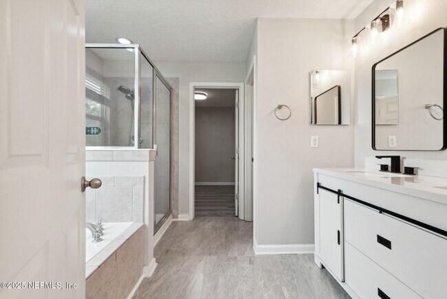 Building Photo - 1425 Royal Dornoch Drive