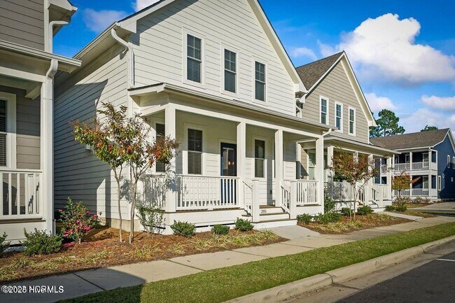 Building Photo - 285 Manning Square