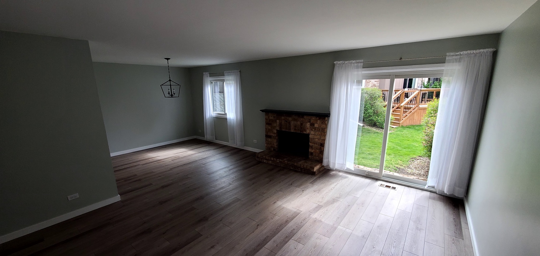 Building Photo - 1576 Dundee Dr