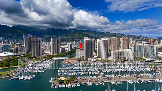 Building Photo - 1676 Ala Moana Blvd