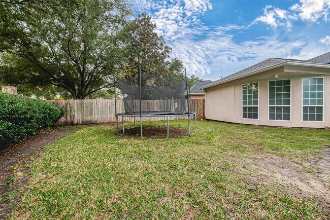 Building Photo - 66 Blooming Grove Ln