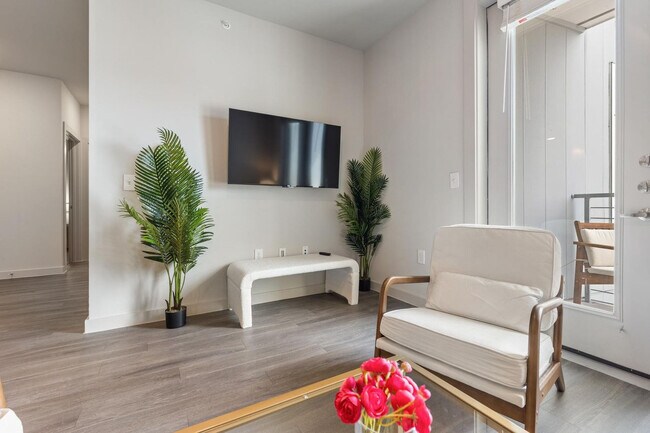 Building Photo - 5820 1/2 Cameron Rd