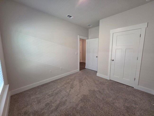 Building Photo - 5839 Sargassum Ln