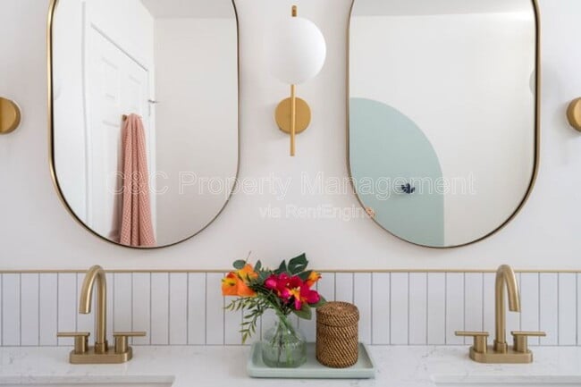 Building Photo - 5234 Chariton Ave