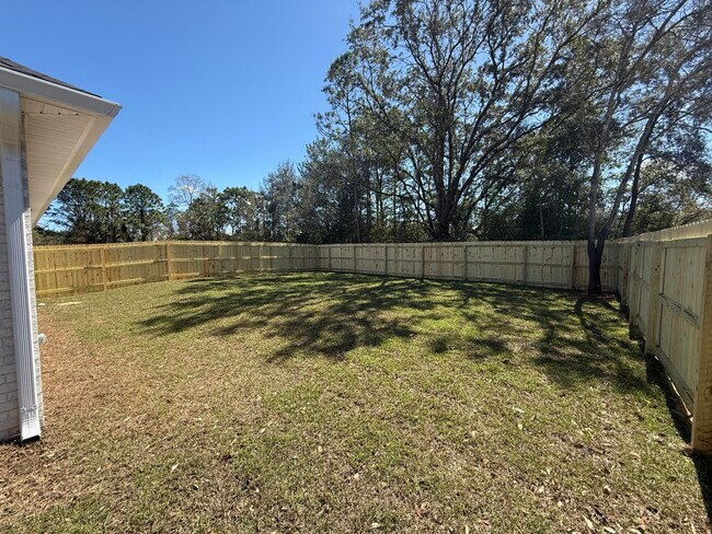 Building Photo - 6635 Water St