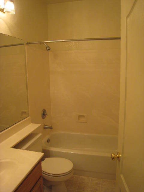 Building Photo - Browns Valley 3/2 located in a gated commu...