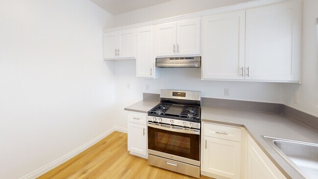 Kitchen - Casa Bonita Apartments