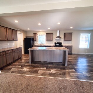 Building Photo - 8027 Harbour Dr