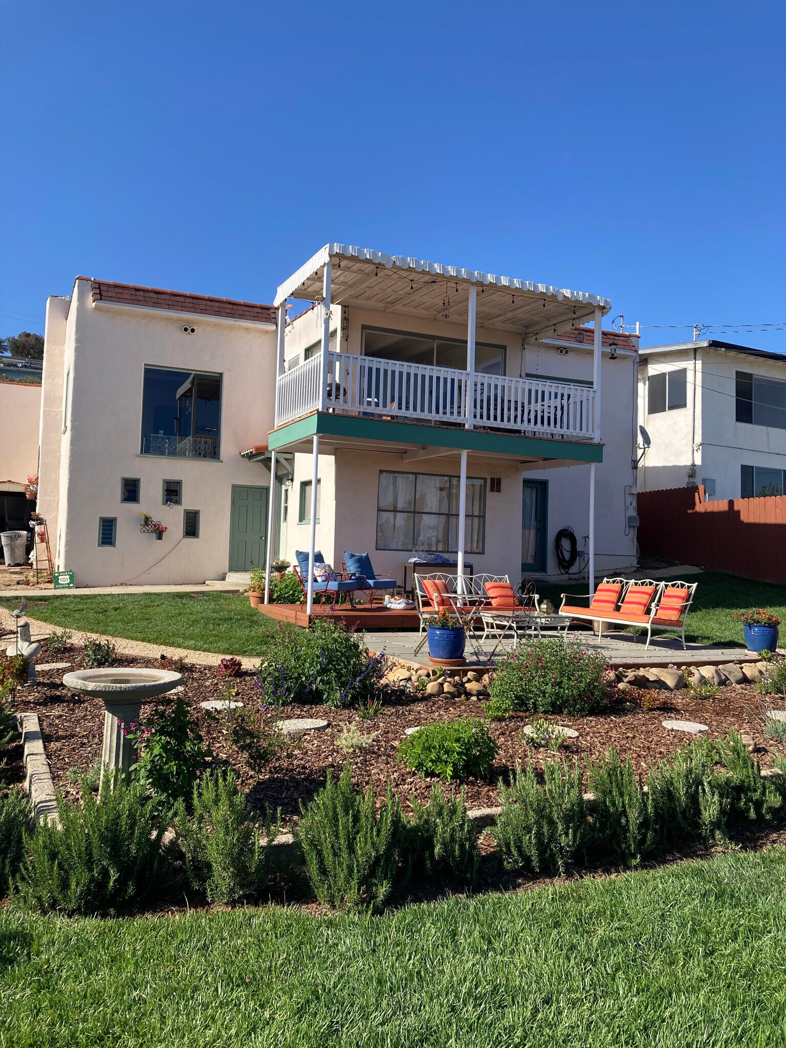 Building Photo - 2180 Foster Ave