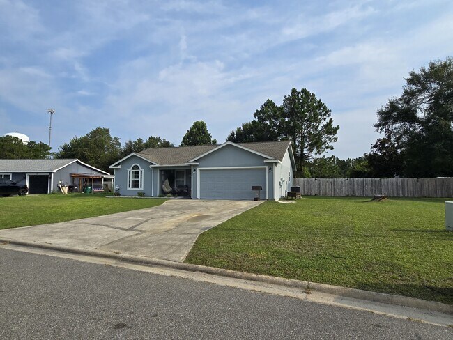 Building Photo - 130 Dellwood Pl
