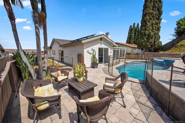 Building Photo - 5765 Bounty St