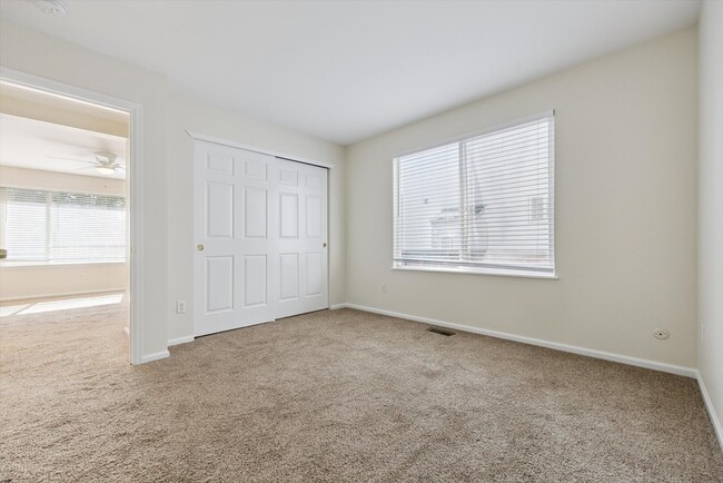 Building Photo - 4952 Tarcoola Ln
