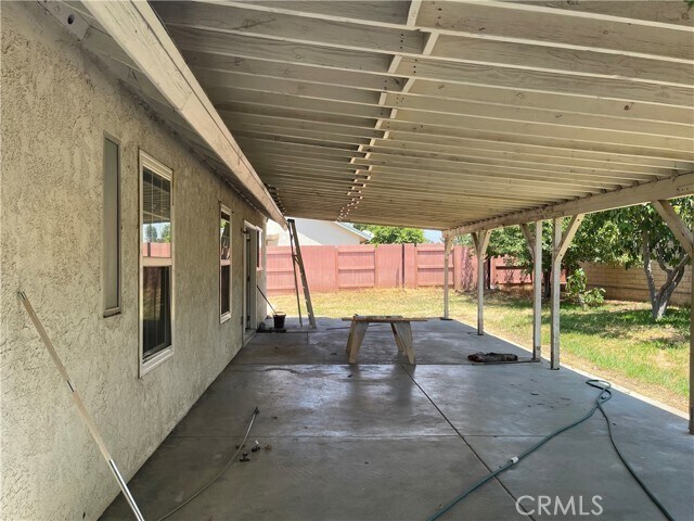 Building Photo - 1049 S Alice Ave