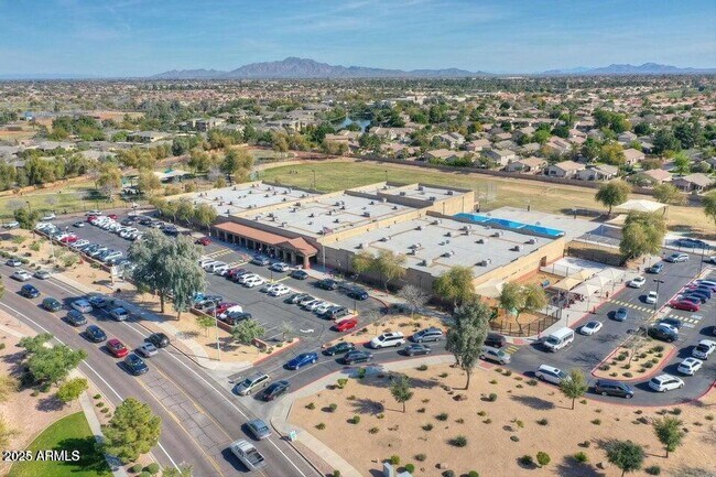 Building Photo - 4680 S Greythorne Way