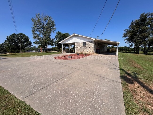 Building Photo - 4134 Palestine Rd
