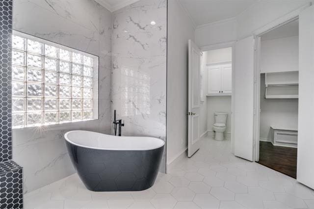 Building Photo - 422 Mustang Dr