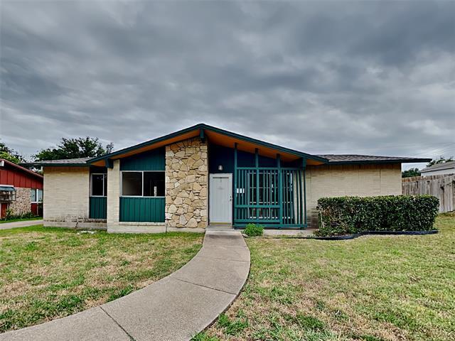 Primary Photo - 8008 Clearsprings Rd