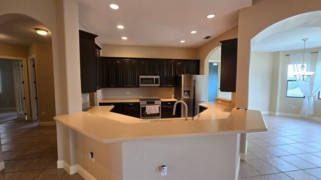 Building Photo - Stunning 3 Bedroom, 3 Bath Home – 2,500 sq/ft – Oversized Garages & Modern Upgrades