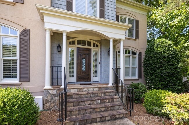 Building Photo - 9205 Woodriver Ln