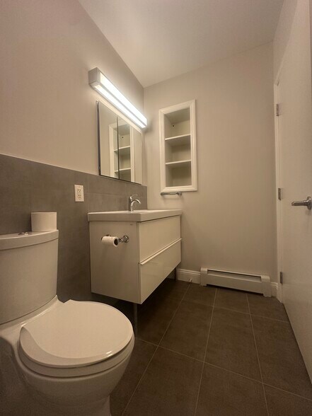 Building Photo - 1839 Norman St