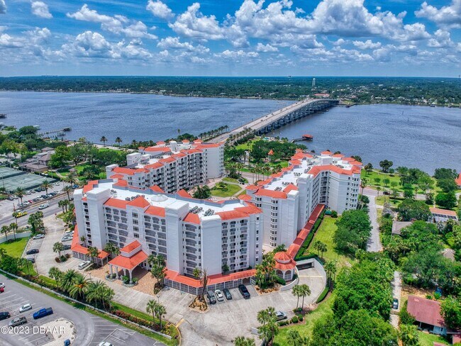 Building Photo - 1 John Anderson Dr