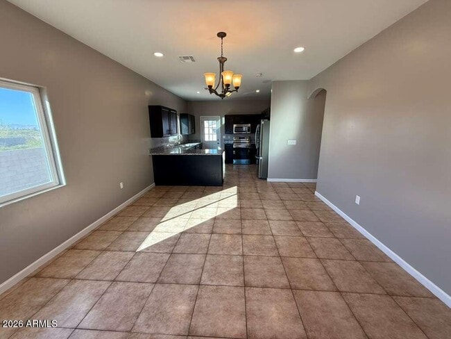 Building Photo - 2770 N Washington Ave