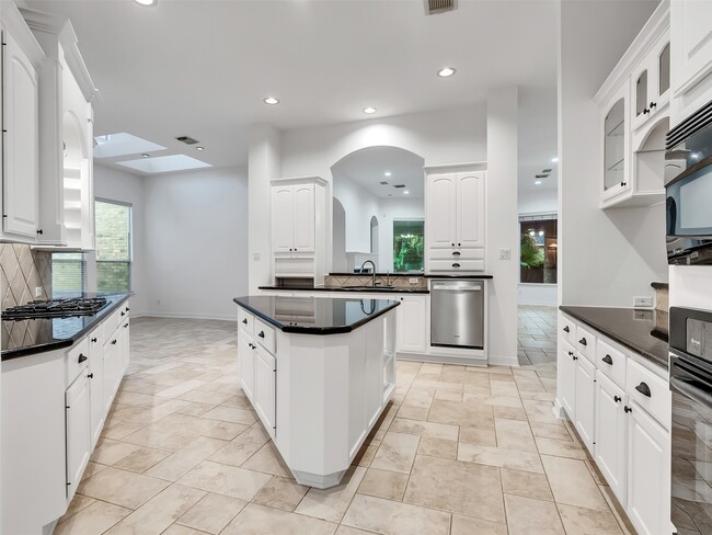 Building Photo - 1211 Sterling Ct