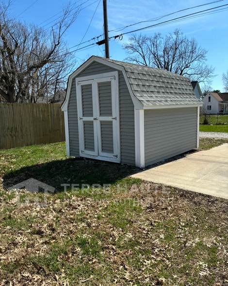 Storage Shed - 1309 3rd Ave