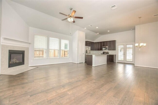 Building Photo - 704 Bonnet Blvd
