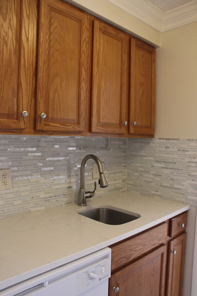 Building Photo - 3714 N 7th St