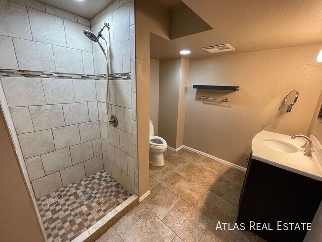 Building Photo - 4707 Laramie Sky Dr