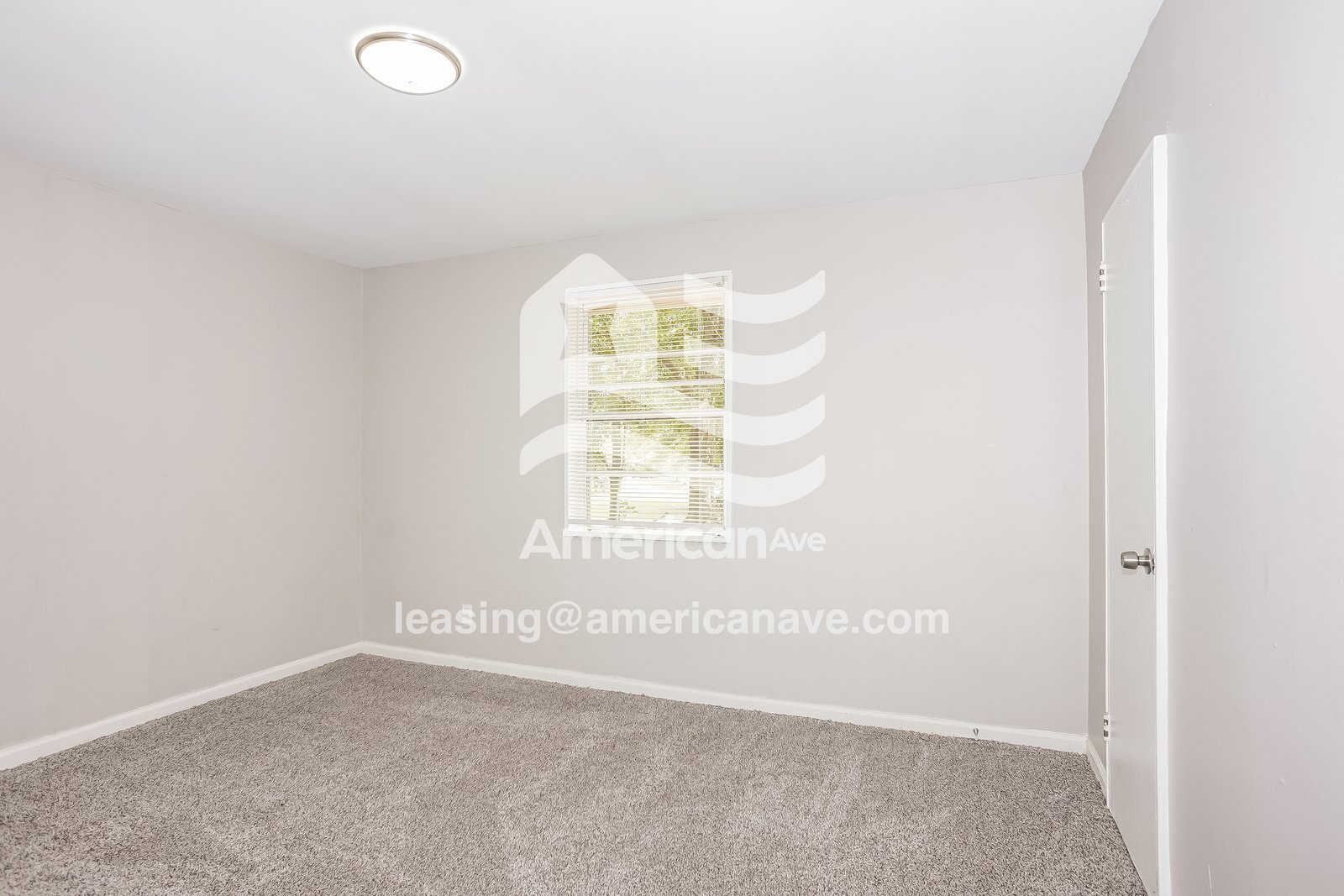 Building Photo - 618 Yates St NE