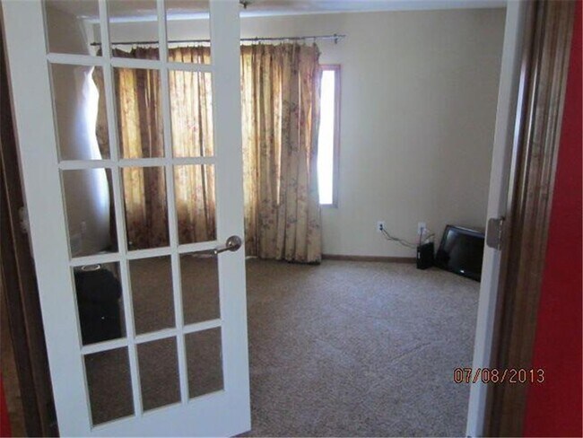 Building Photo - 5073 Dunkirk Pl N