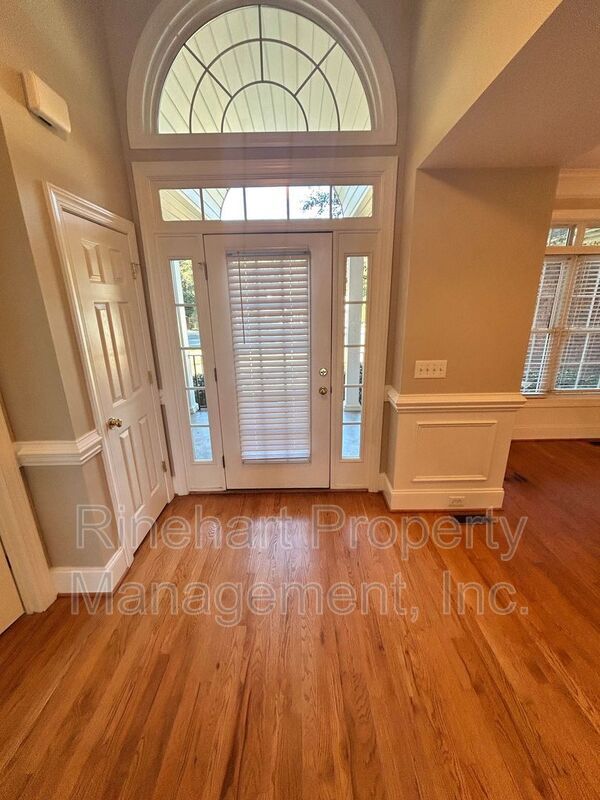 Building Photo - 1212 Auburndale Ln