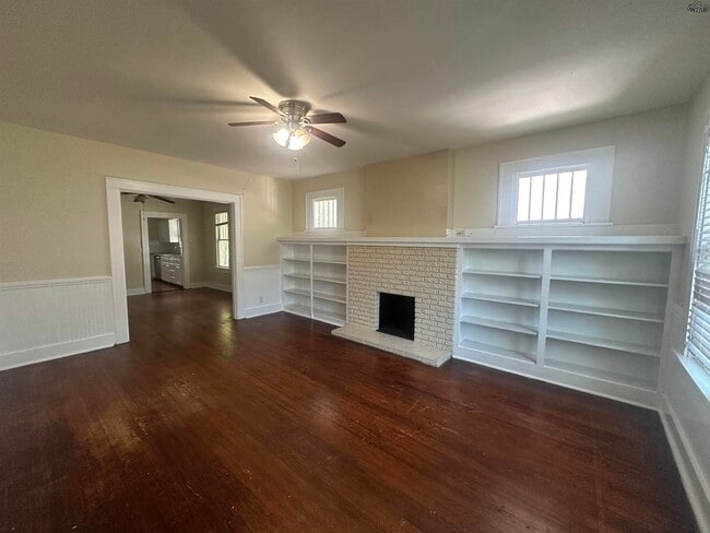 Primary Photo - 1629 Dayton Ave