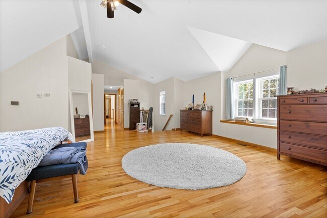 Building Photo - 88 Providence Rd